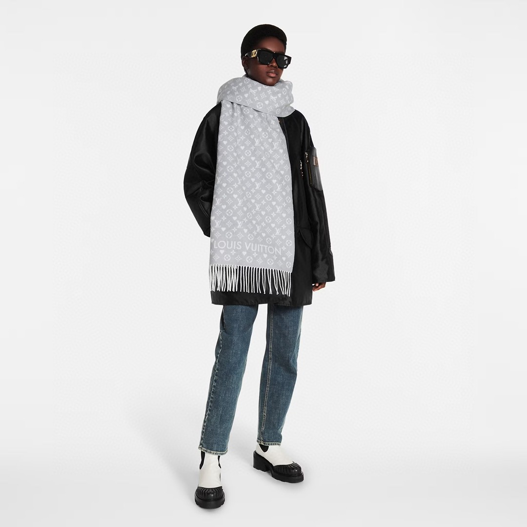 Louis Vuitton_SCARF_GREY_45x200