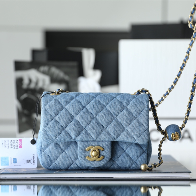 Chanel Flap Bag(18cm)_blue